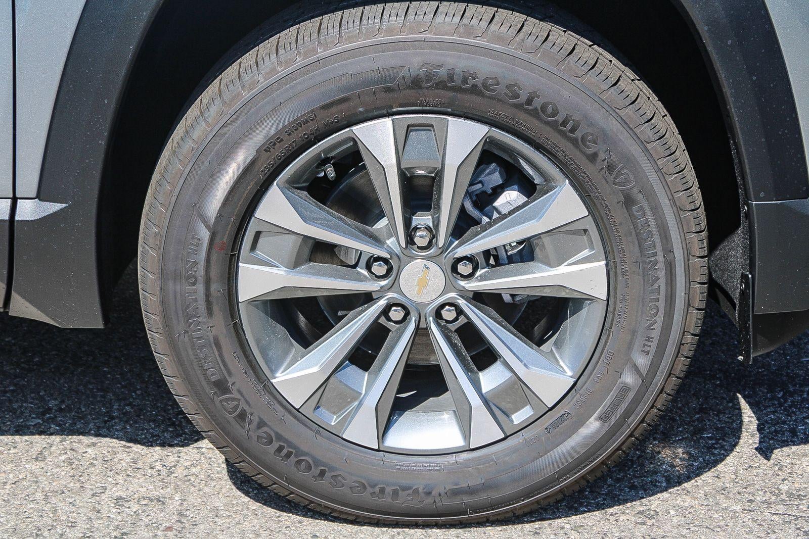 2027 Chevrolet Equinox FWD LT