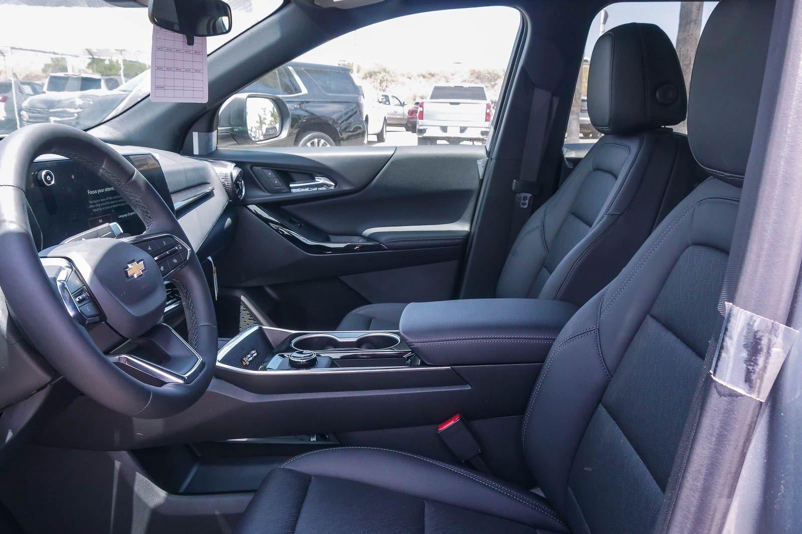 2026 Chevrolet Equinox FWD LT