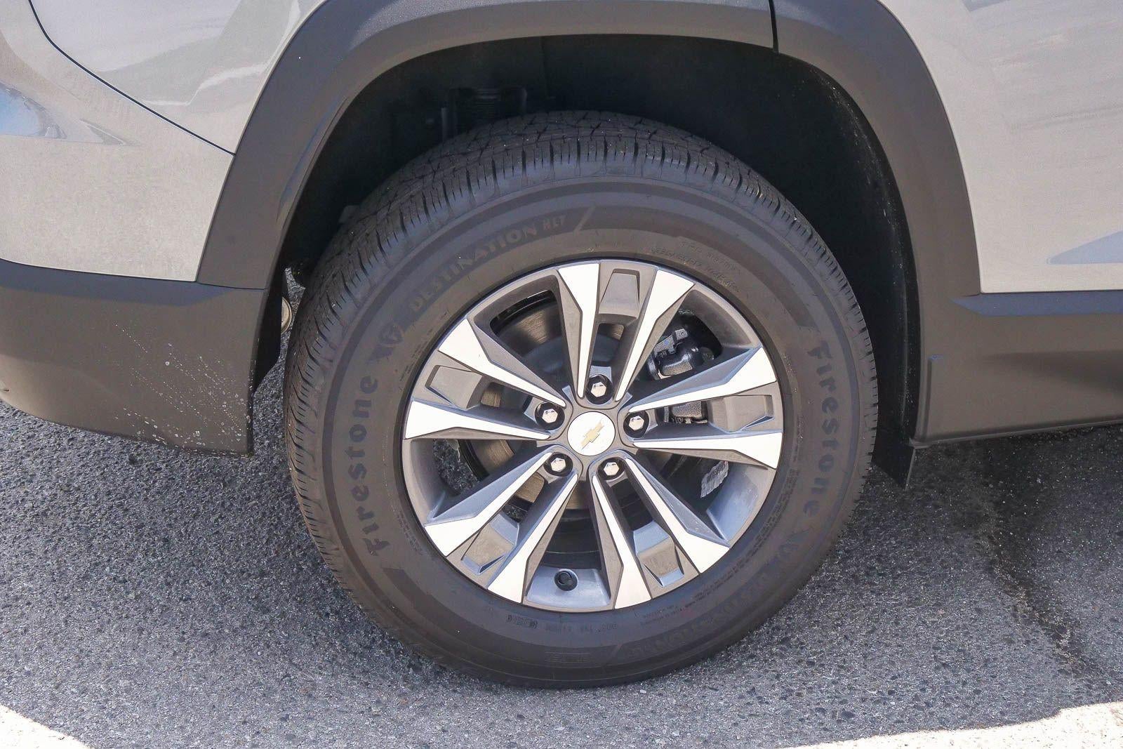 2026 Chevrolet Equinox FWD LT