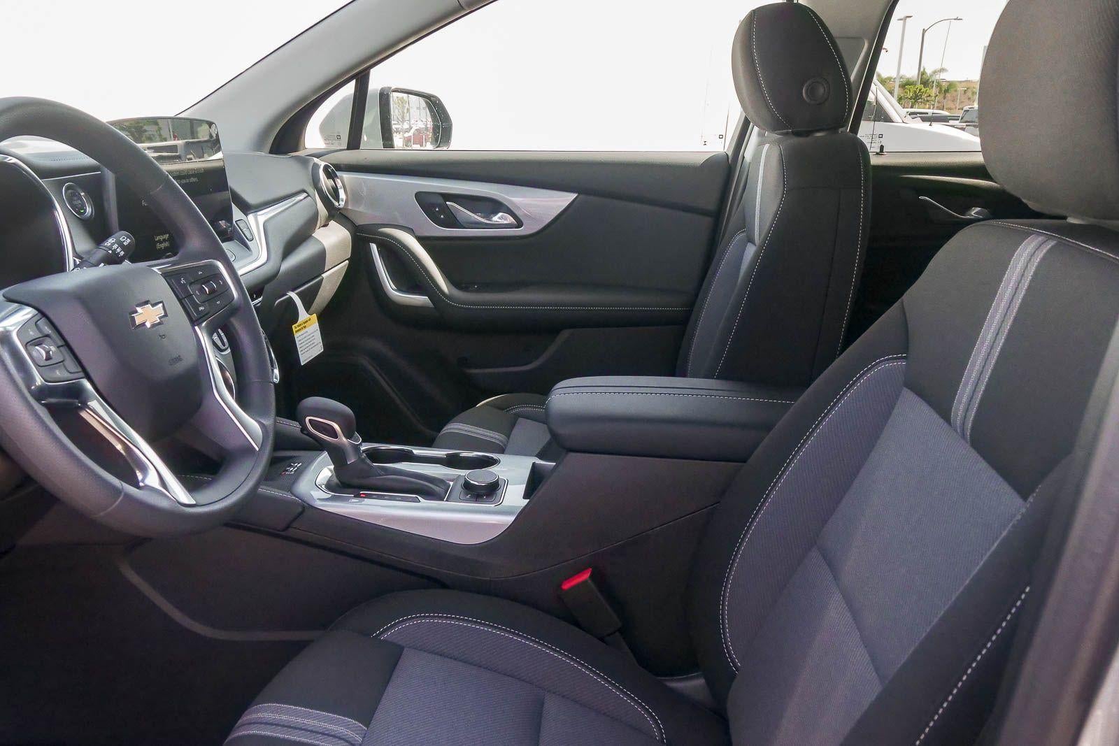 2026 Chevrolet Blazer LT FWD