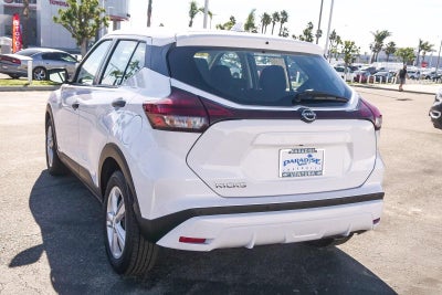 2023 Nissan Kicks S