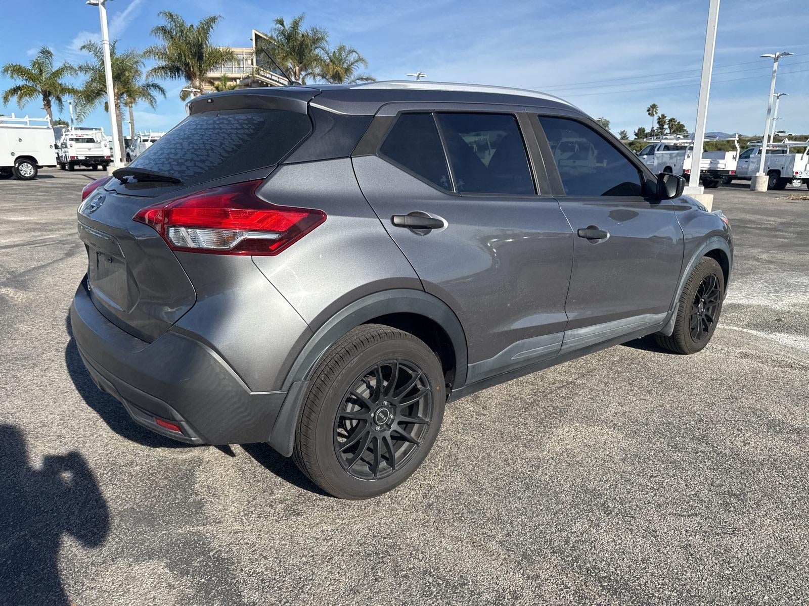 2018 Nissan Kicks S