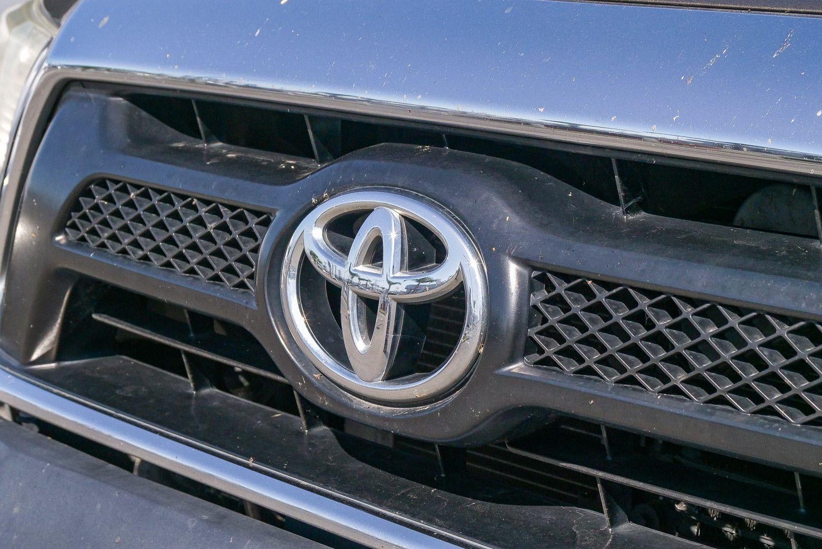 2015 Toyota Tacoma Base