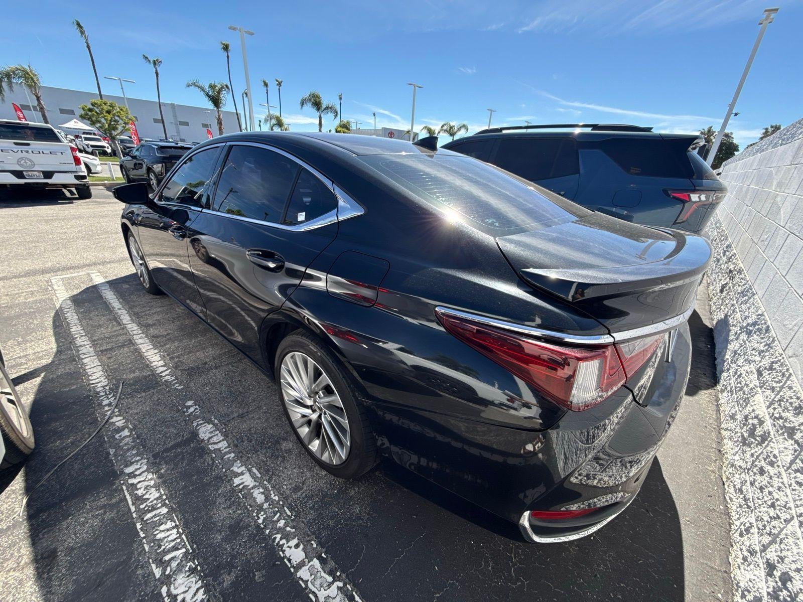 2019 Lexus ES ES 300h