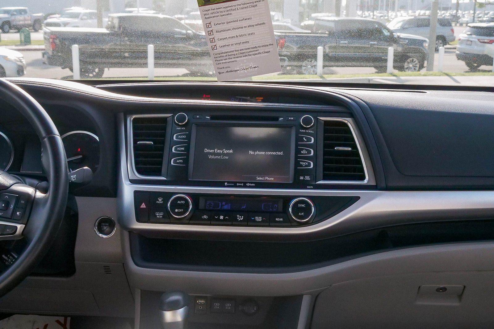 2018 Toyota Highlander SE