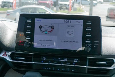 2022 Toyota Sienna LE