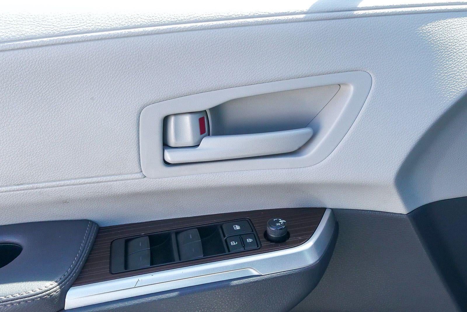 2022 Toyota Sienna LE