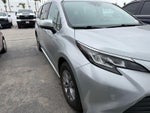 2022 Toyota Sienna LE