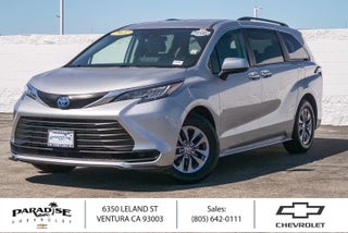 2022 Toyota Sienna LE