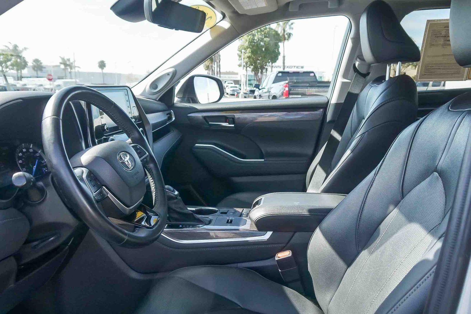 2020 Toyota Highlander Hybrid Limited