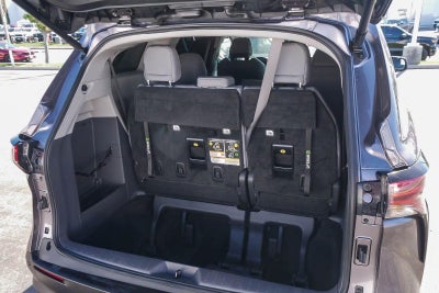 2022 Toyota Sienna XLE