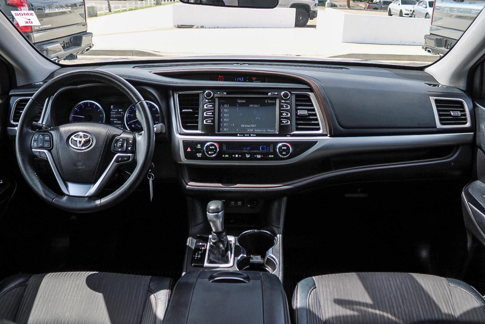 2018 Toyota Highlander LE
