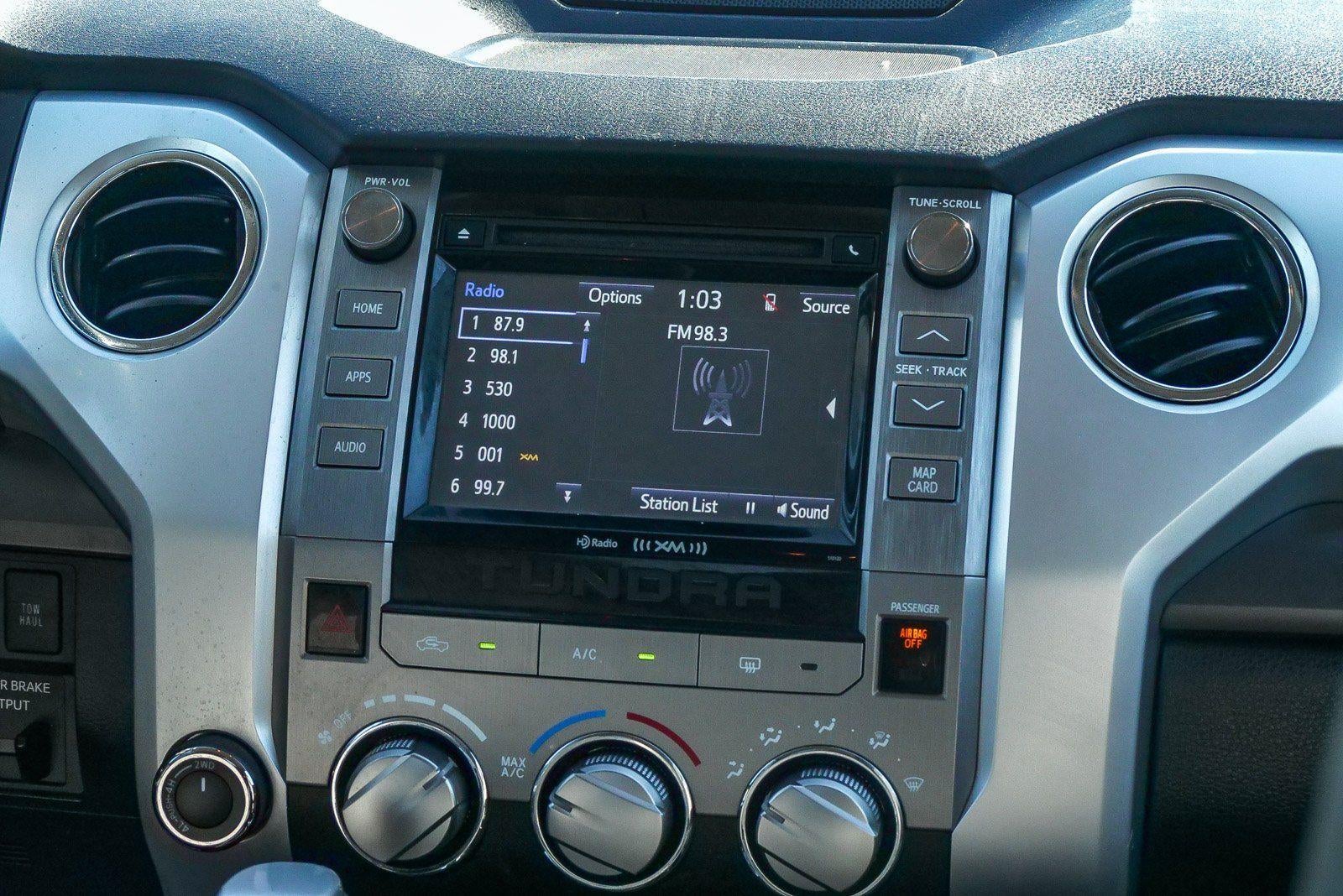 2017 Toyota Tundra 4WD SR5