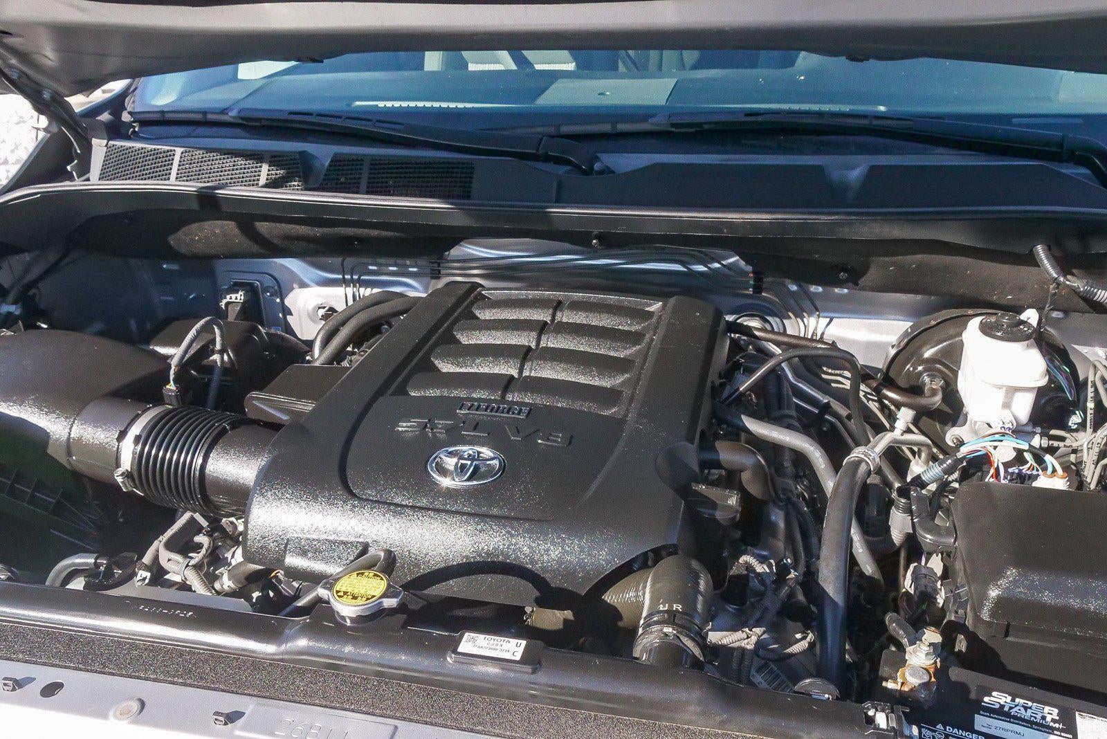 2017 Toyota Tundra 4WD SR5