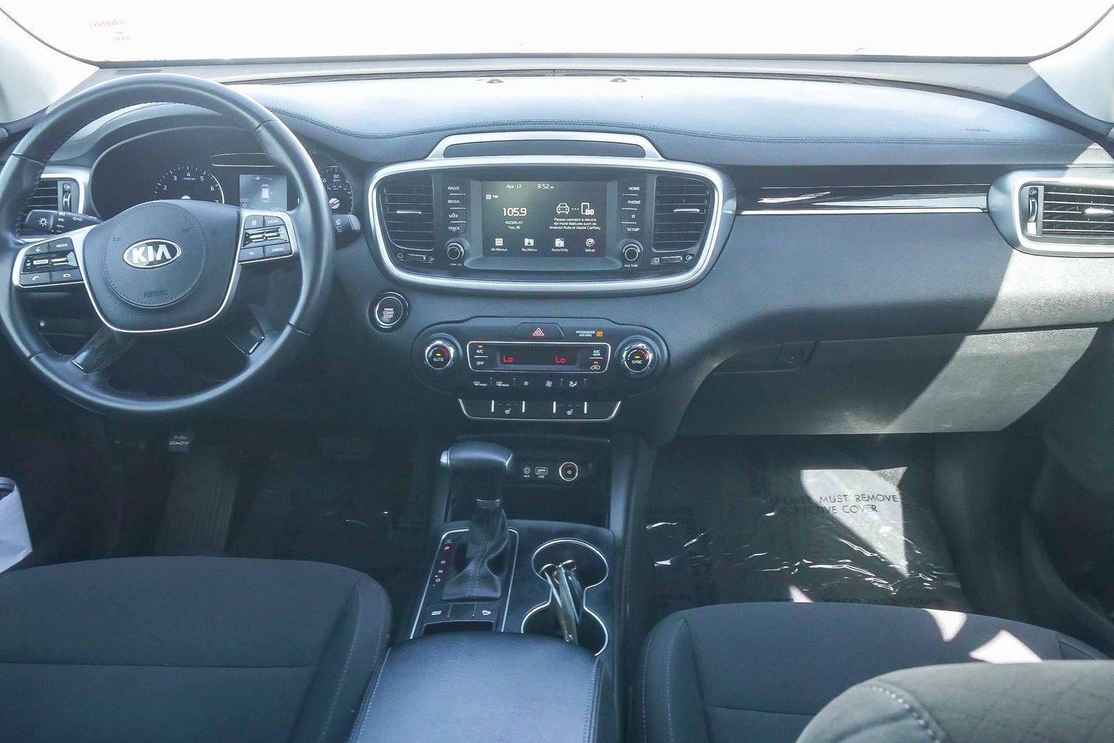 2020 Kia Sorento S V6