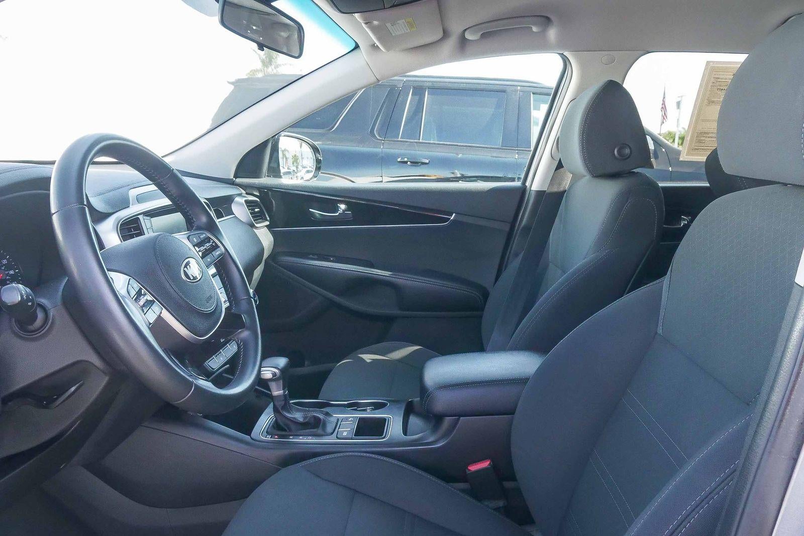 2020 Kia Sorento S V6