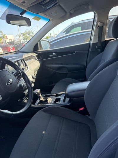 2020 Kia Sorento S V6