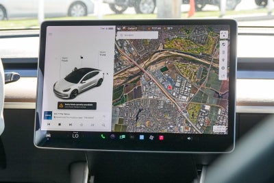 2019 Tesla Model 3 Mid Range