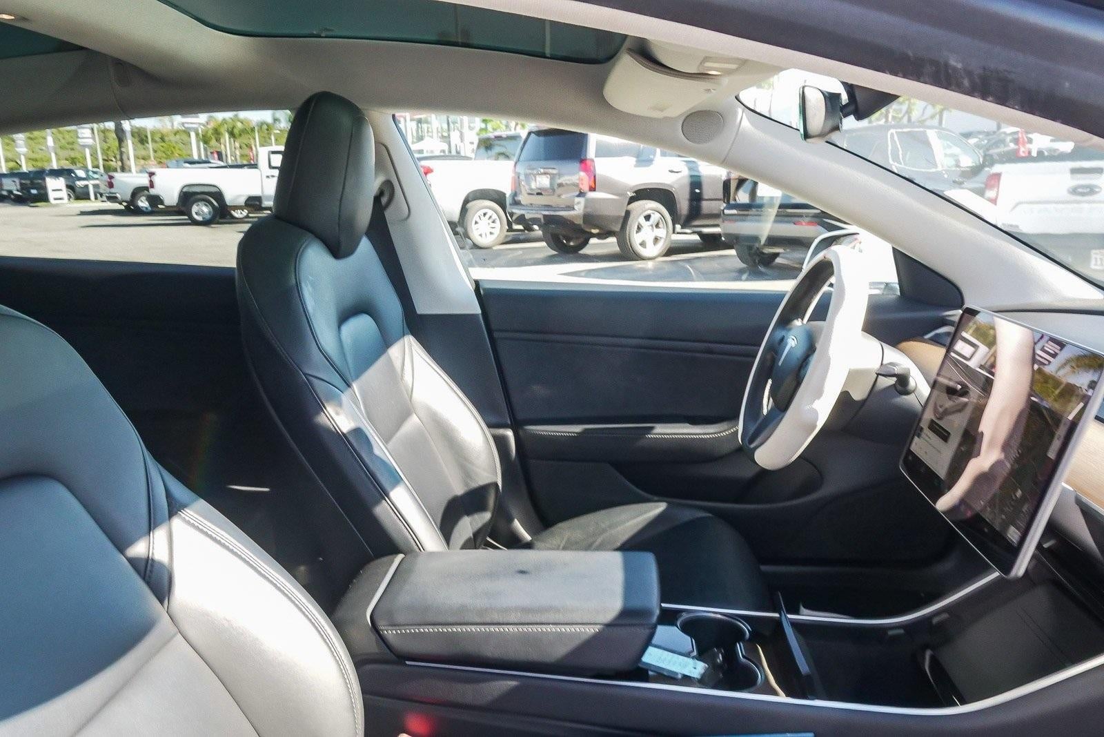 2019 Tesla Model 3 Mid Range