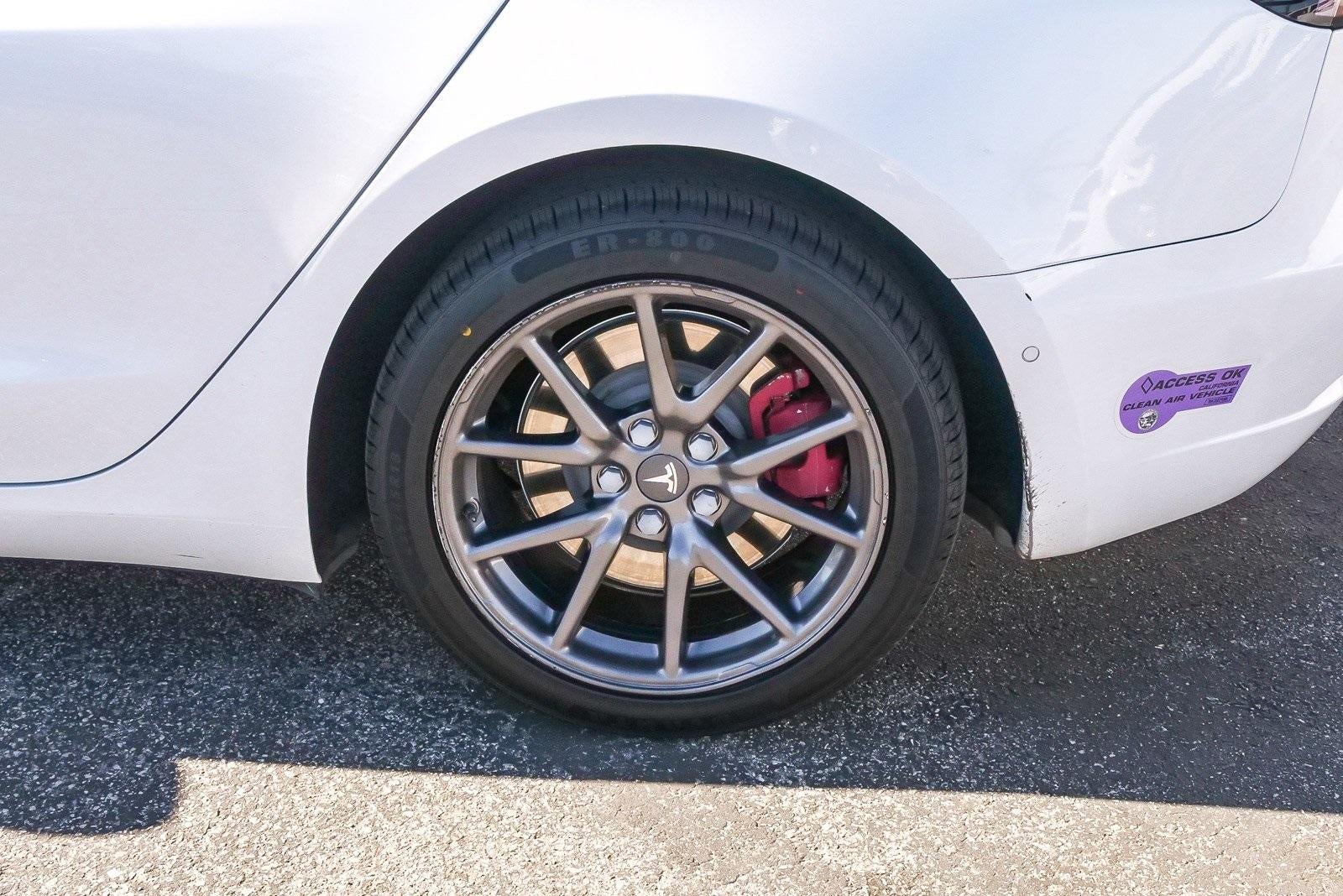 2019 Tesla Model 3 Mid Range