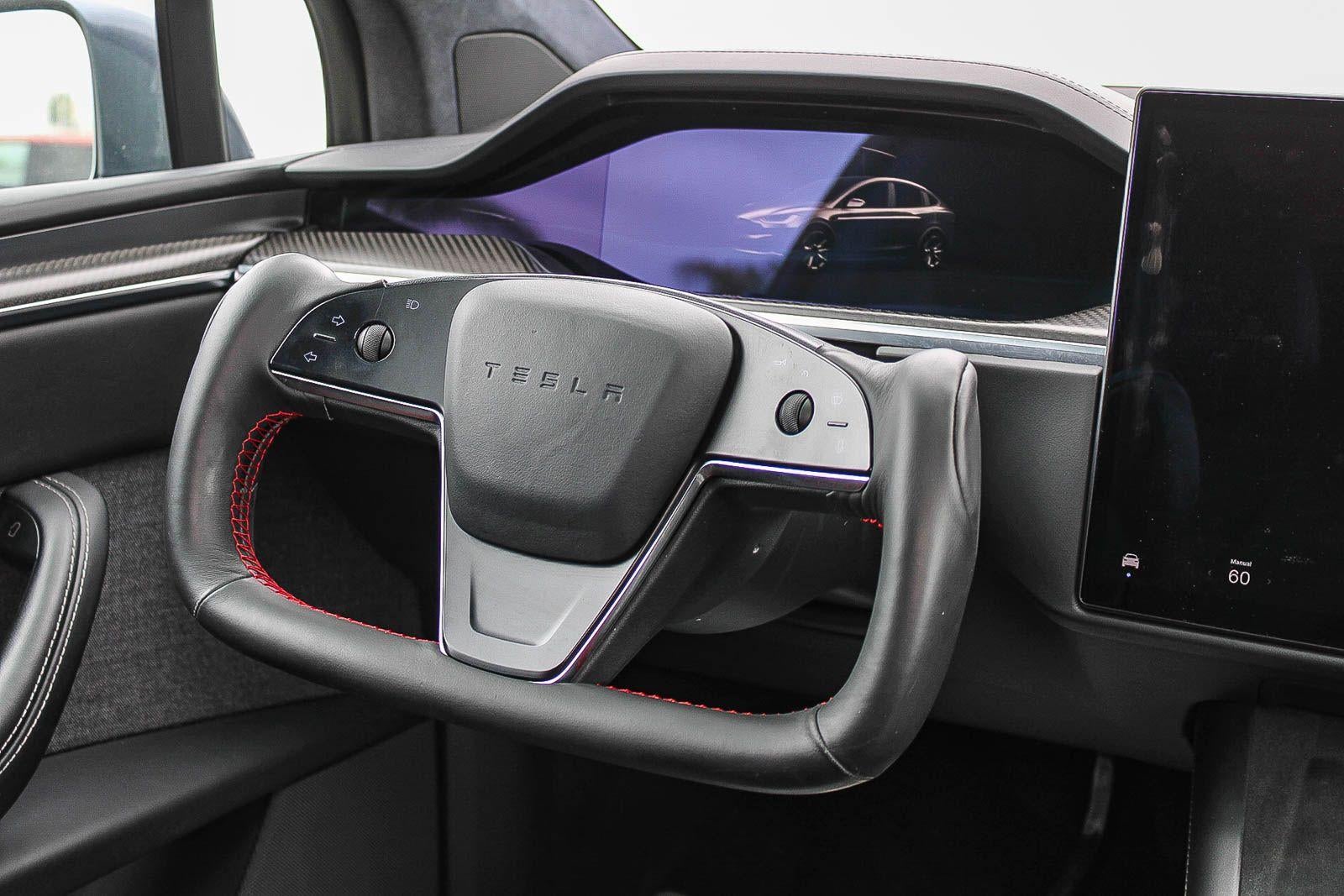 2022 Tesla Model X Plaid
