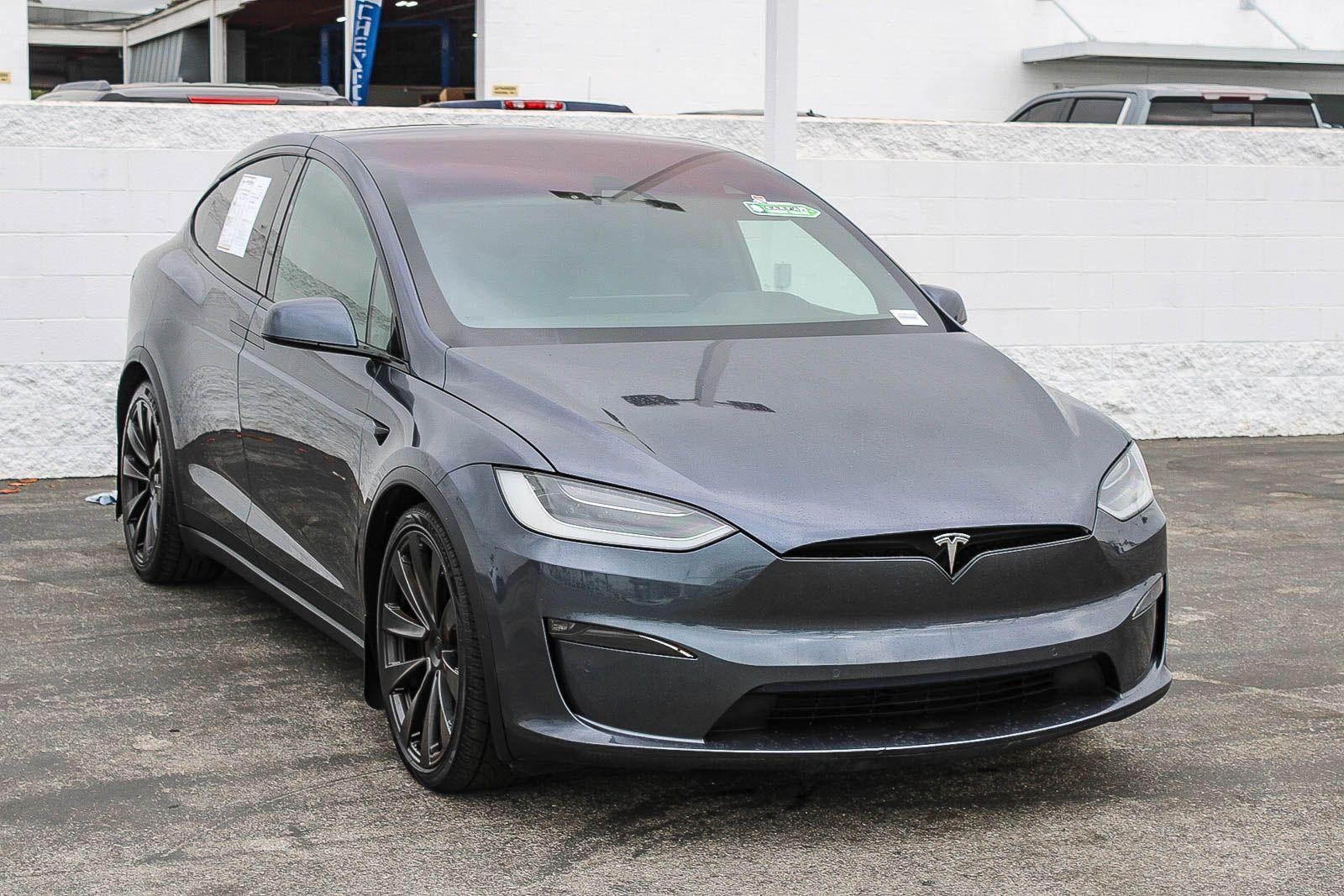 2022 Tesla Model X Plaid
