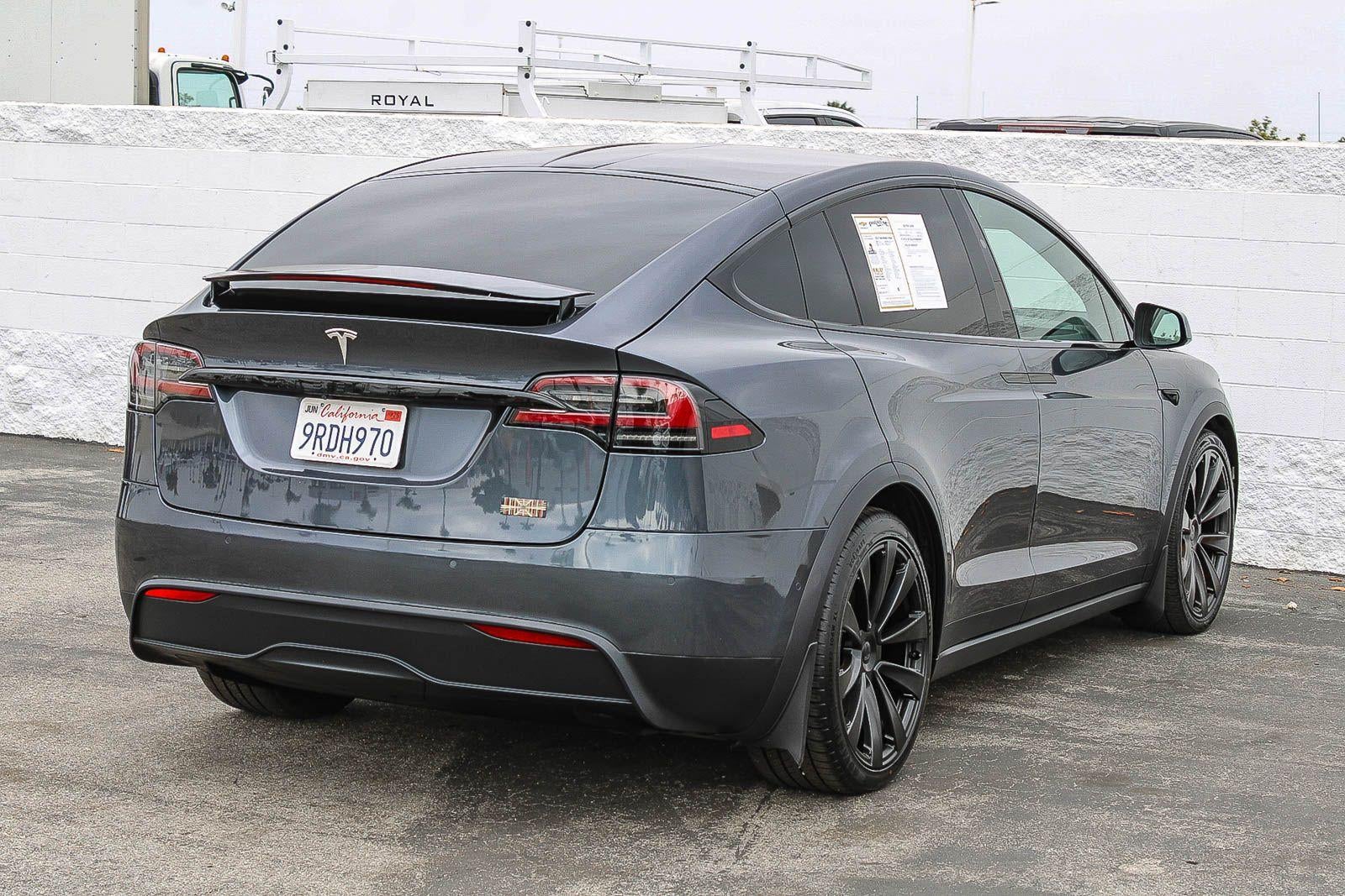 2022 Tesla Model X Plaid