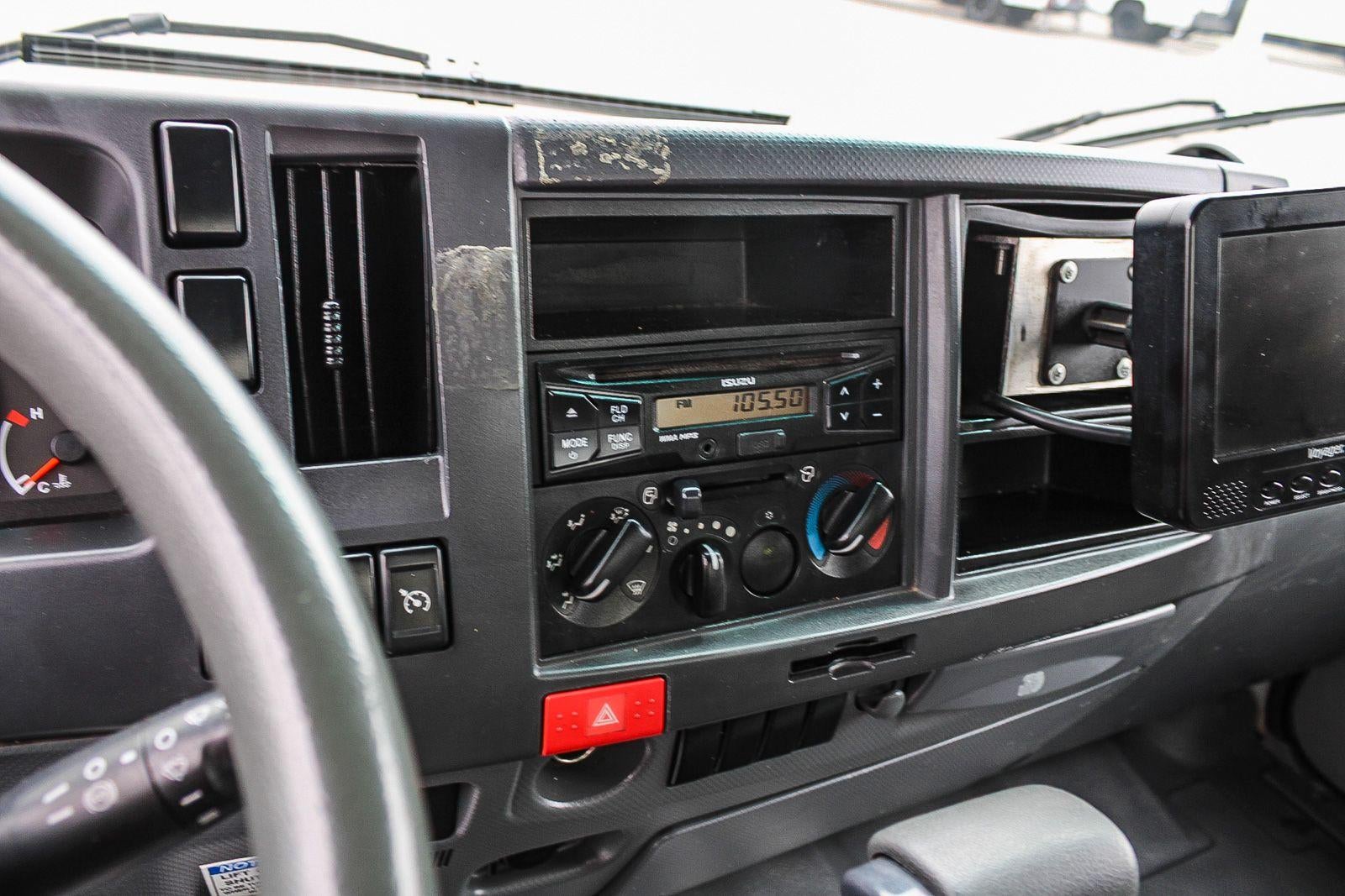 2015 Isuzu DSL REG AT IBT PWL