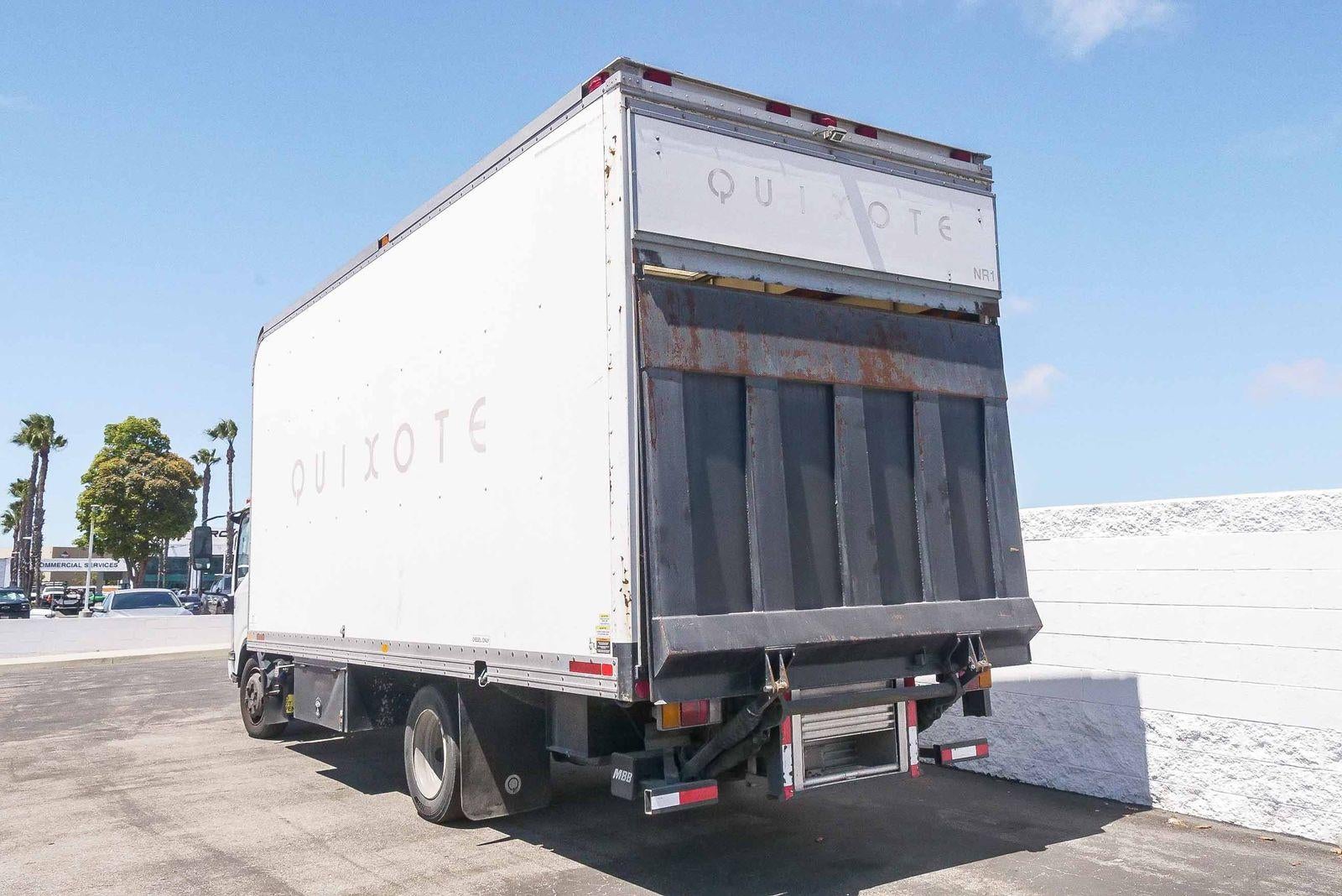 2011 Isuzu DSL REG WHITE CAB IBT PWL