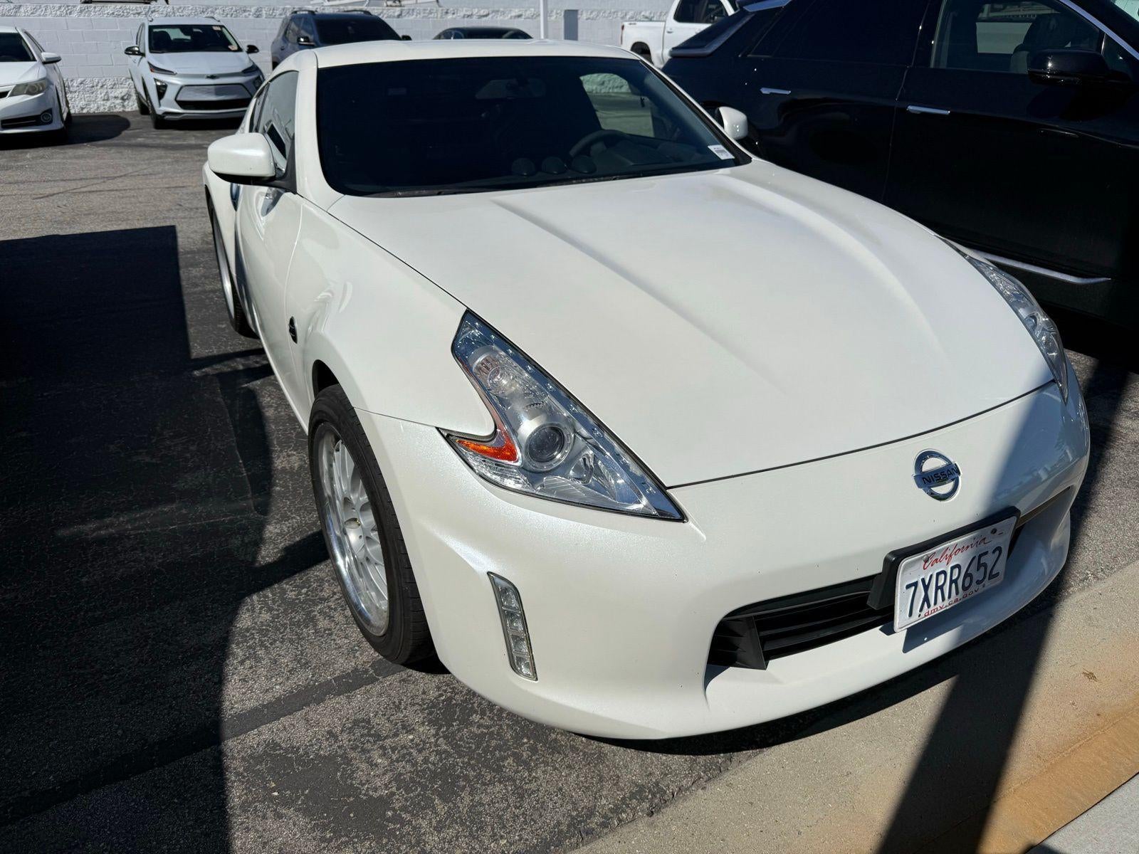 2017 Nissan 370Z Base