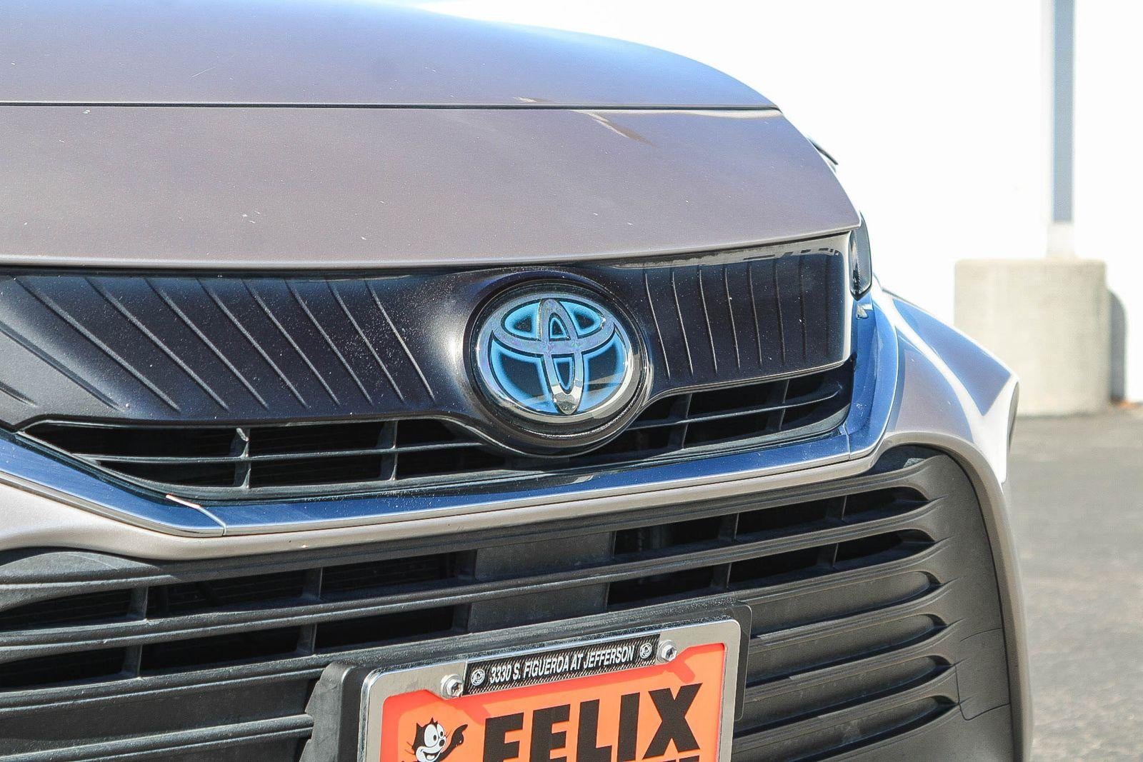 2022 Toyota Venza LE