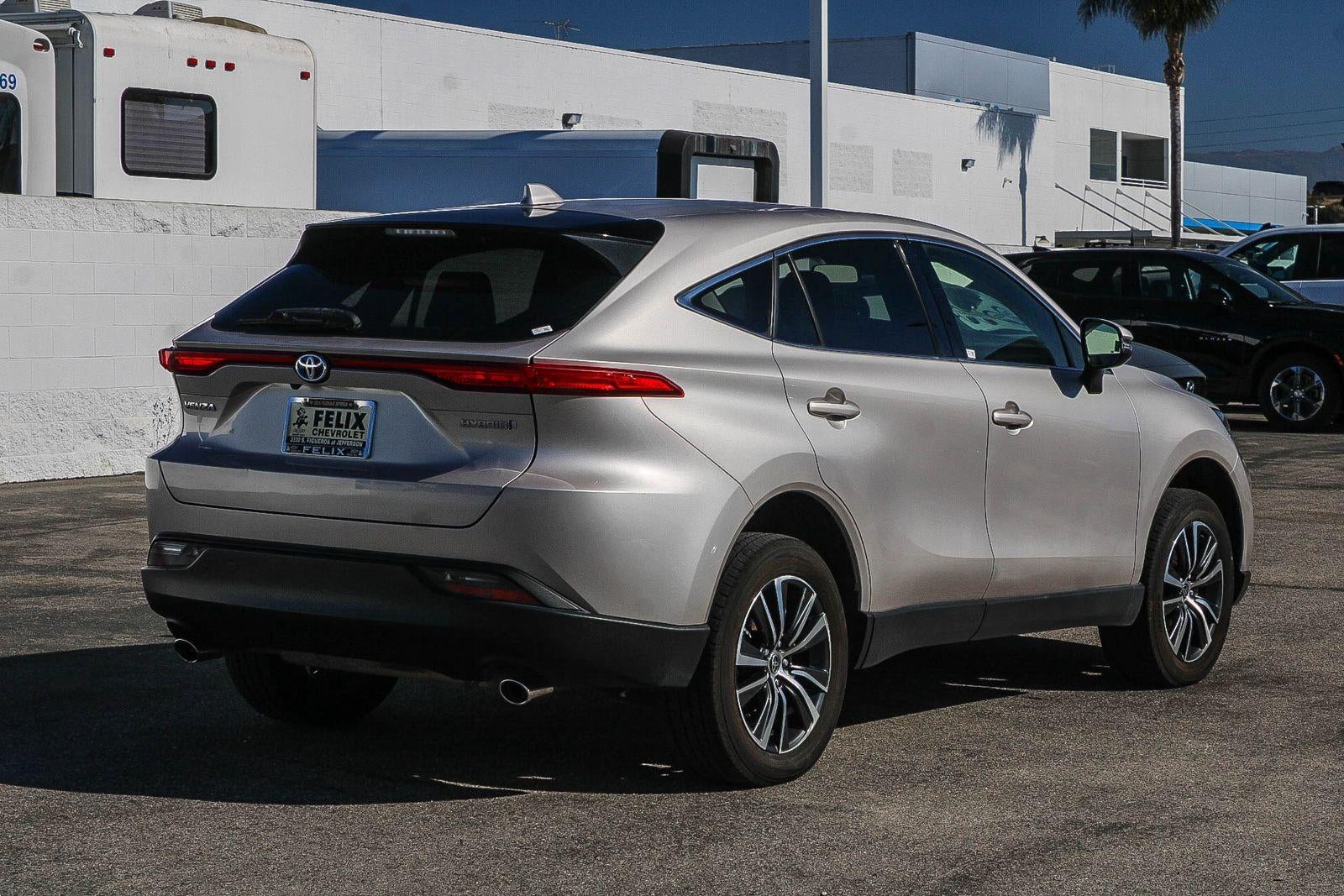 2022 Toyota Venza LE