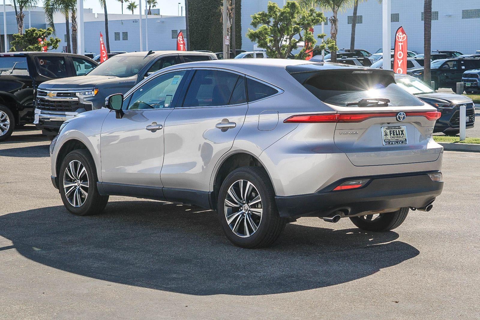 2022 Toyota Venza LE