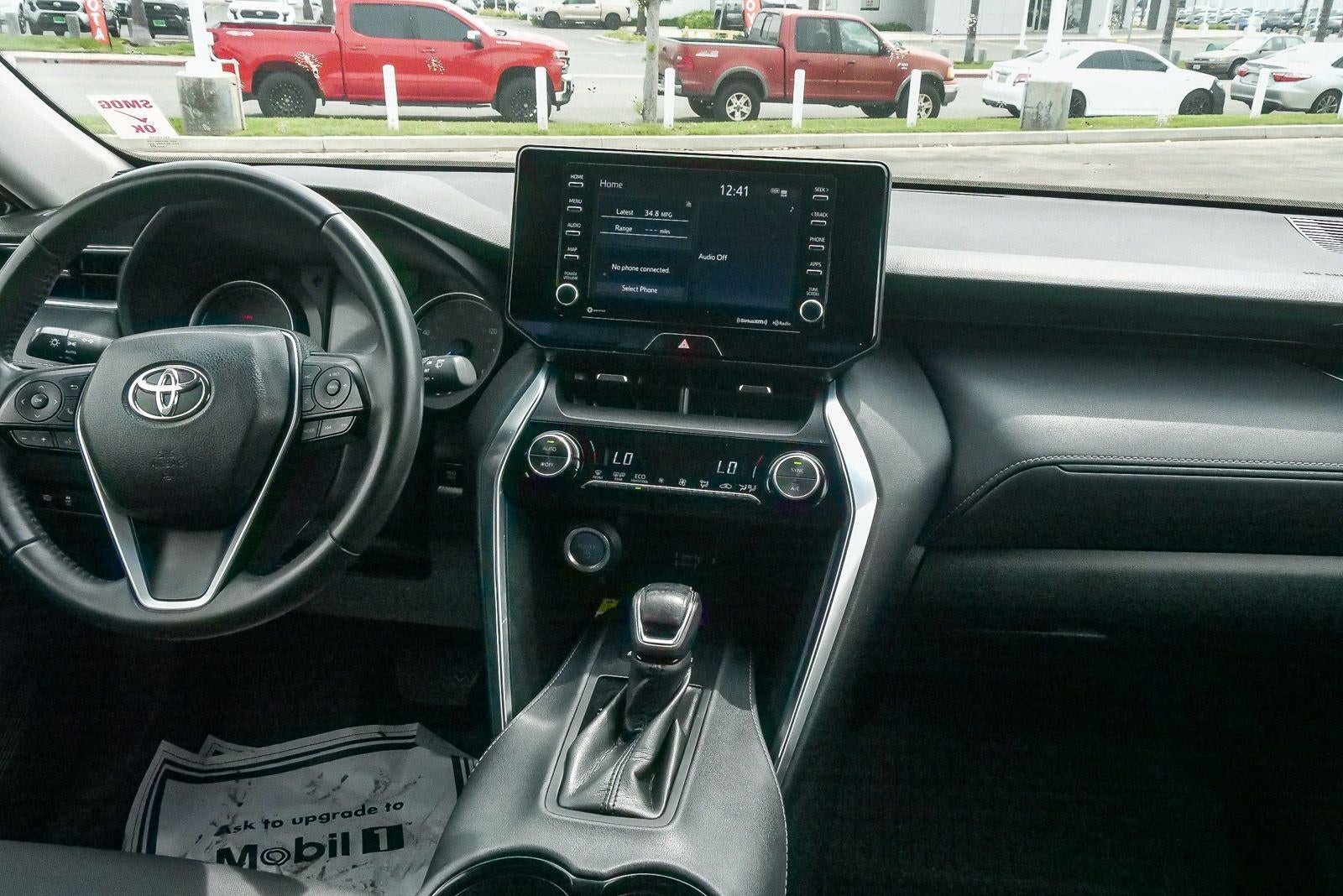 2022 Toyota Venza LE