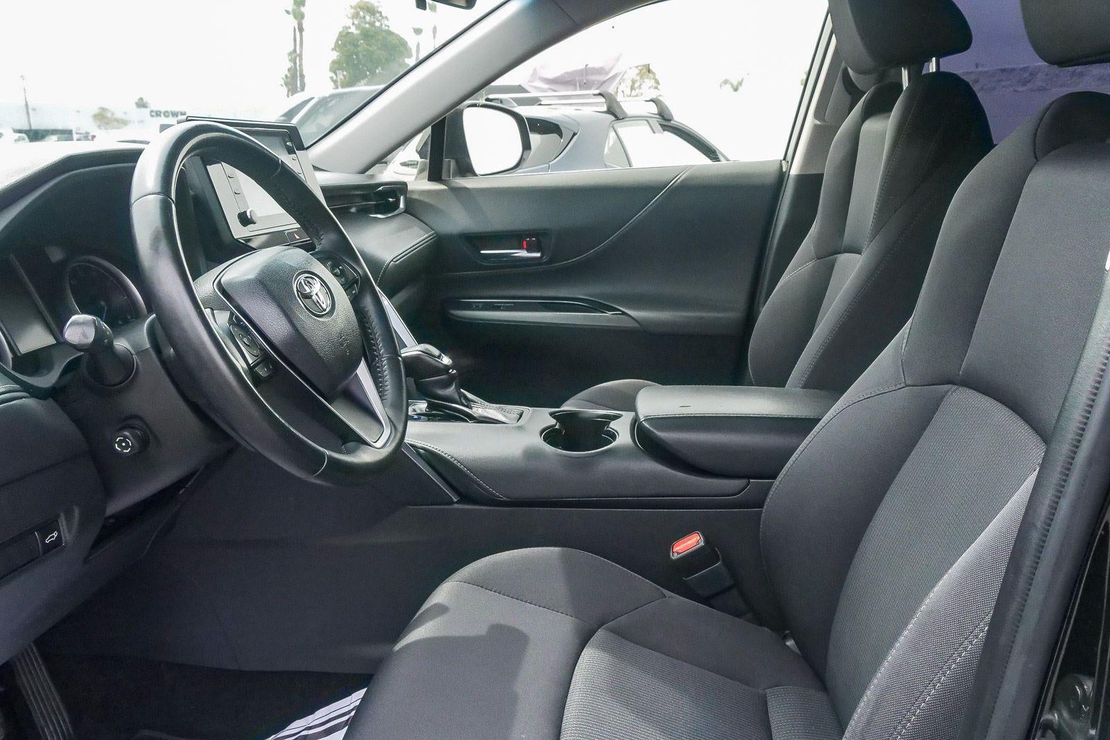 2022 Toyota Venza LE