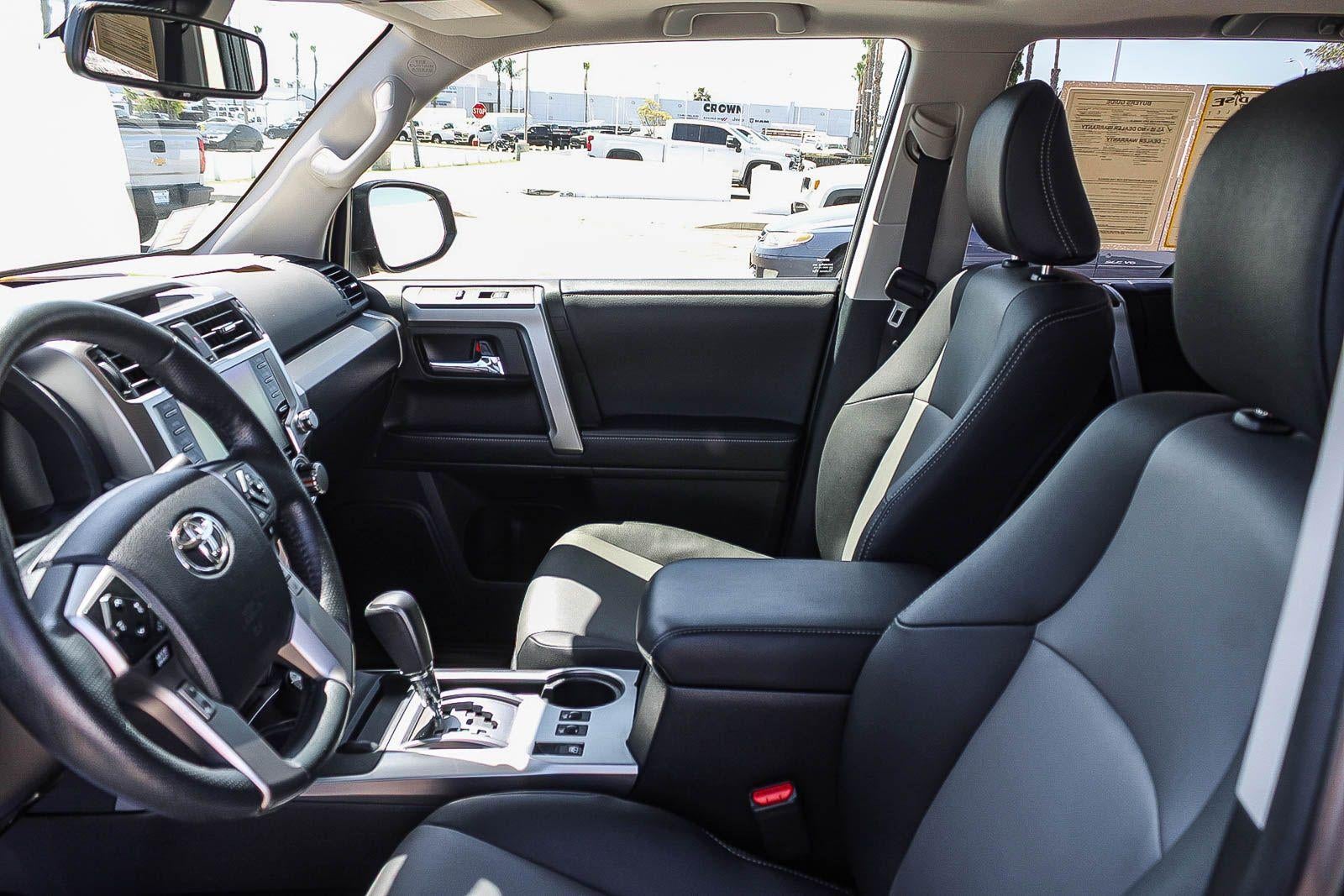 2023 Toyota 4Runner SR5 Premium