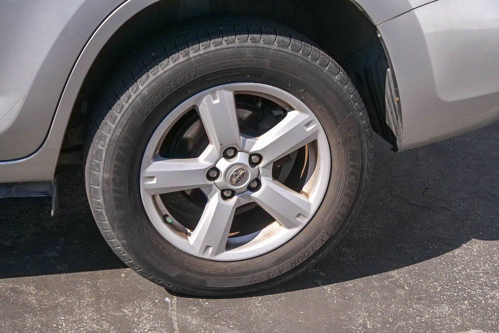 2007 Toyota RAV4 Base