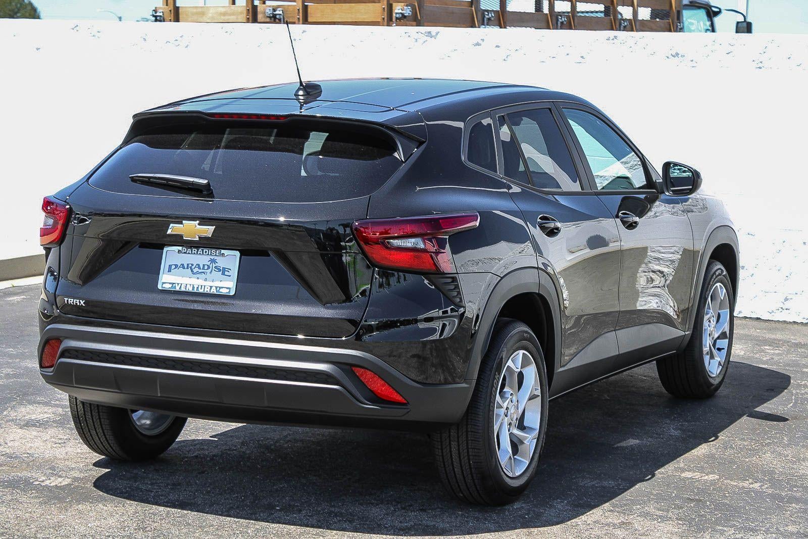 2026 Chevrolet Trax FWD 4dr LS