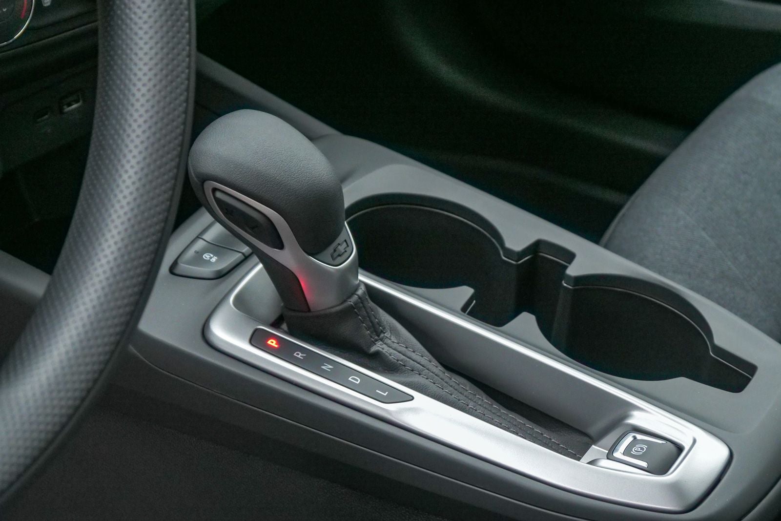 2026 Chevrolet Trax FWD 4dr LS