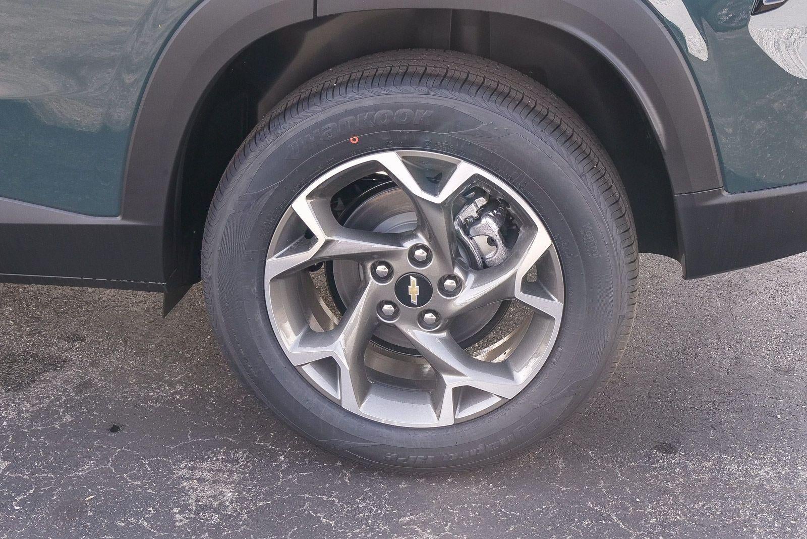 2026 Chevrolet Trax FWD 4dr LT