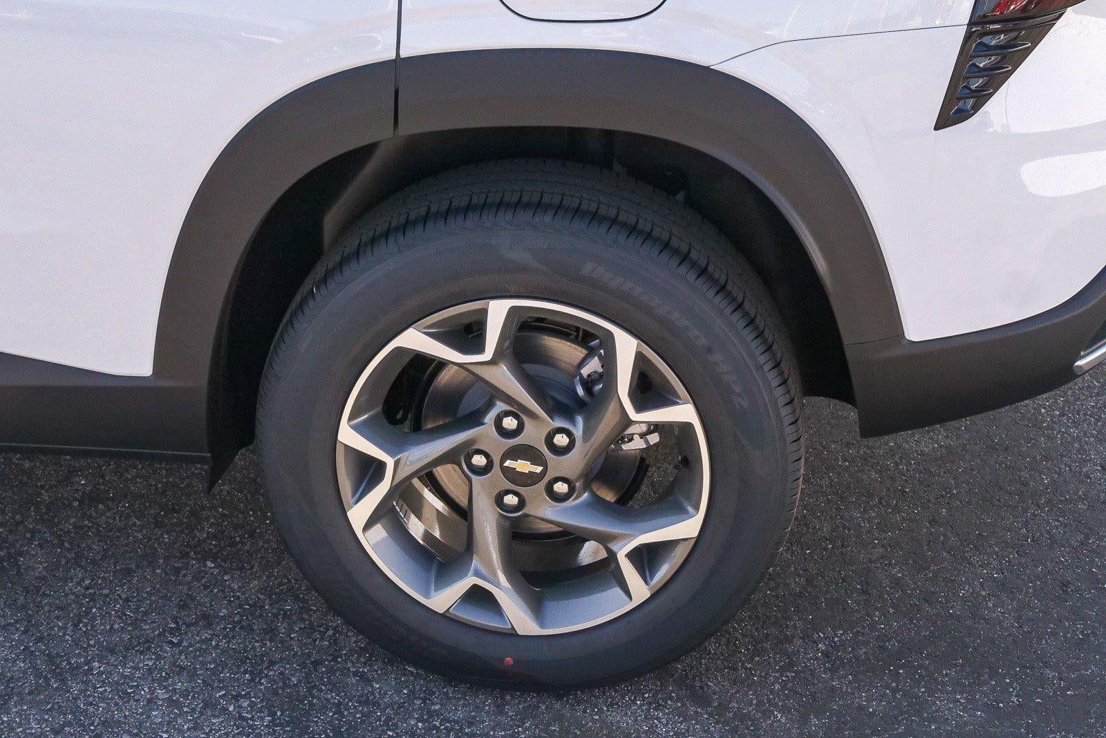 2026 Chevrolet Trax FWD 4dr LT