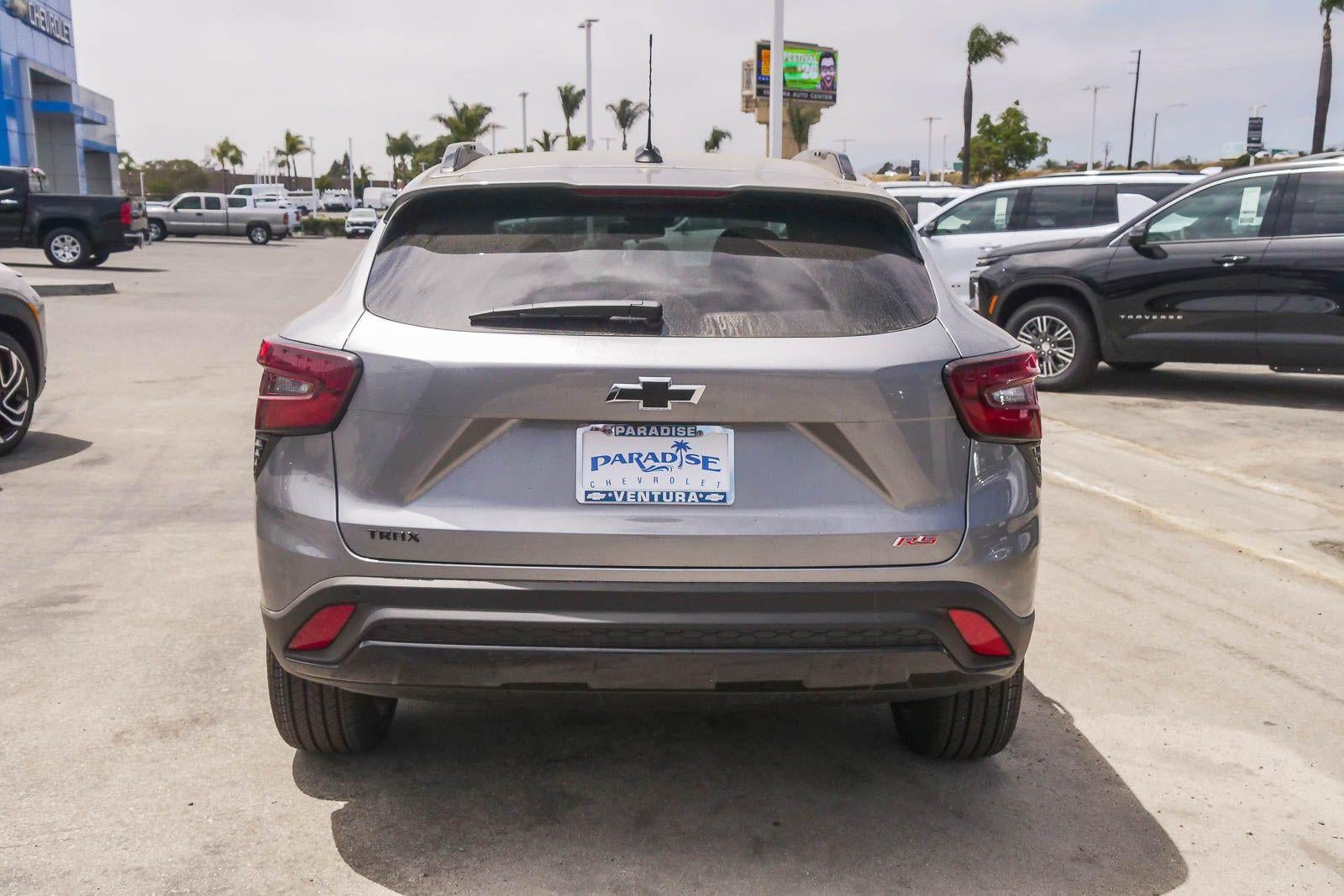 2026 Chevrolet Trax RS - Photo 8