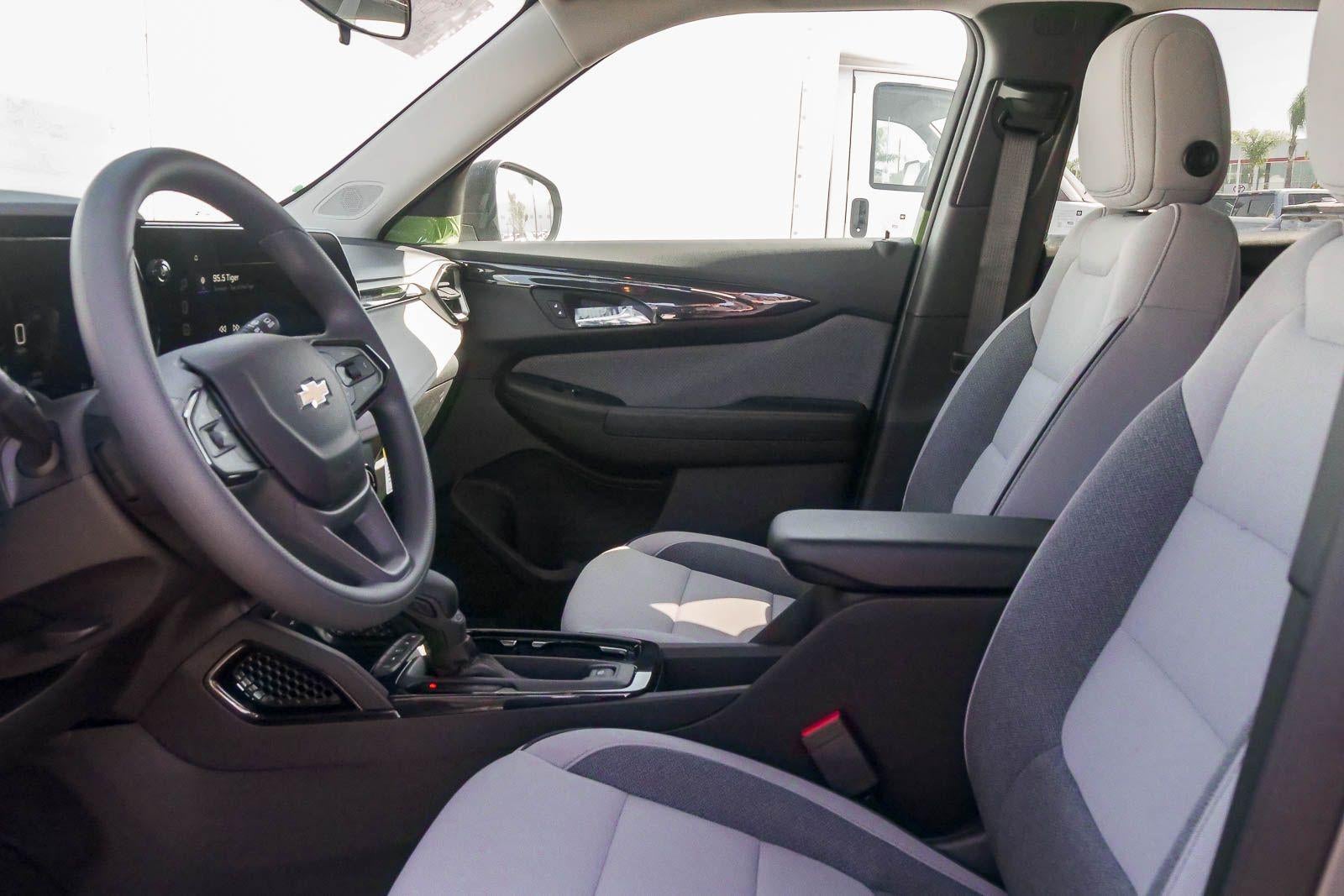 2026 Chevrolet Trailblazer FWD 4dr LS