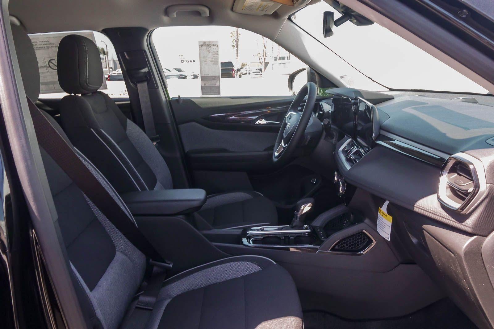 2026 Chevrolet Trailblazer FWD 4dr LT