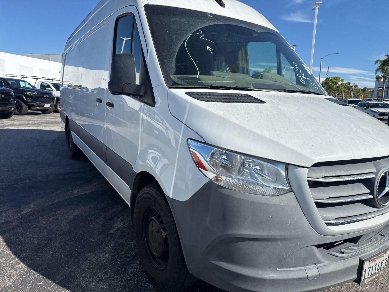 2021 Mercedes-Benz Sprinter Cargo Van Base