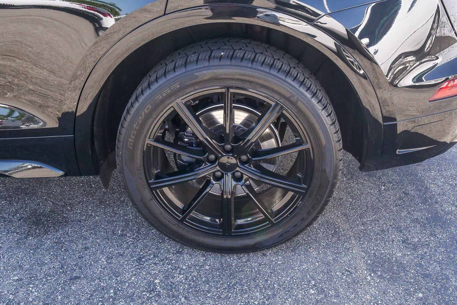 2022 Audi SQ5 Premium Plus