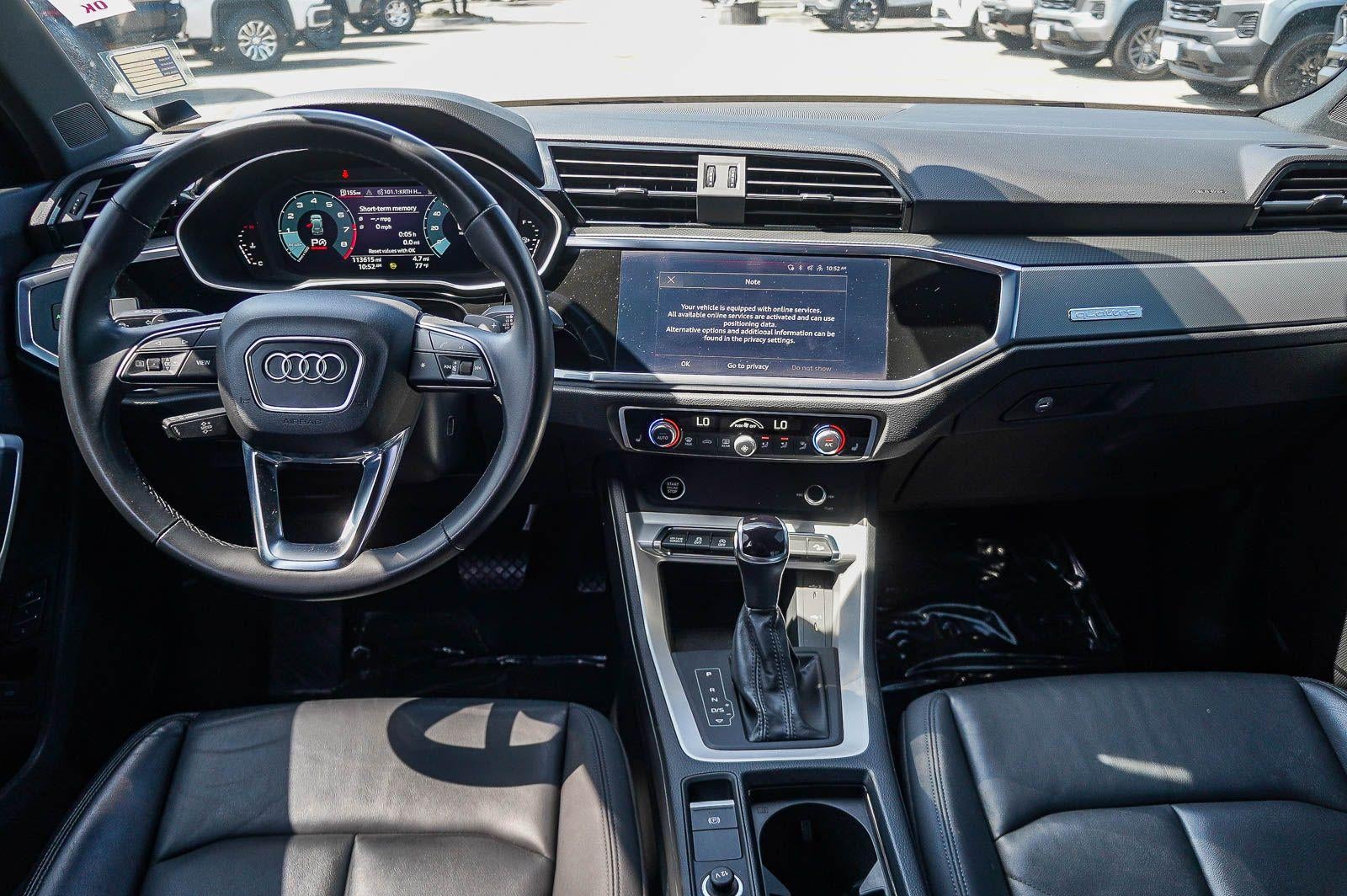 2022 Audi Q3 S line Premium