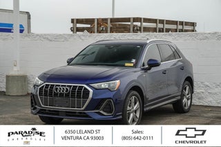 2022 Audi Q3 S line Premium