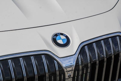 2025 BMW 7 Series 740i