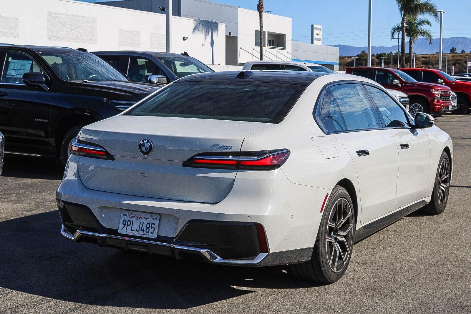 2025 BMW 7 Series 740i